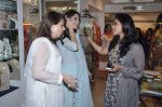 Kajol, Zarine Khan, Farah Ali Khan at designer preview at Zarine Khan_s Fizaa in Juhu, Mumbai on 17th Oct 2012 (61).JPG
